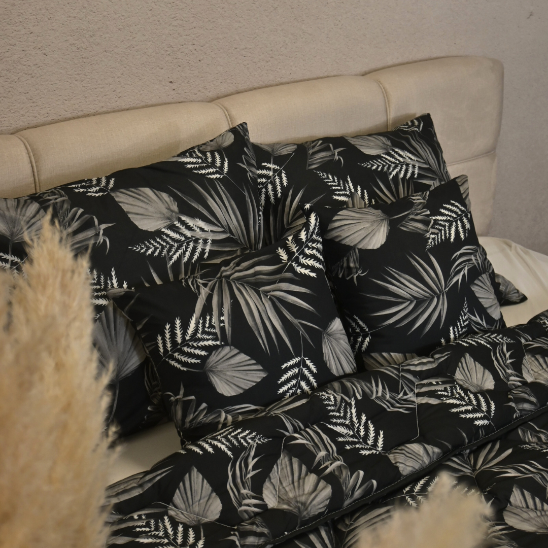 HappyBed sierkussens set - Black Leaves