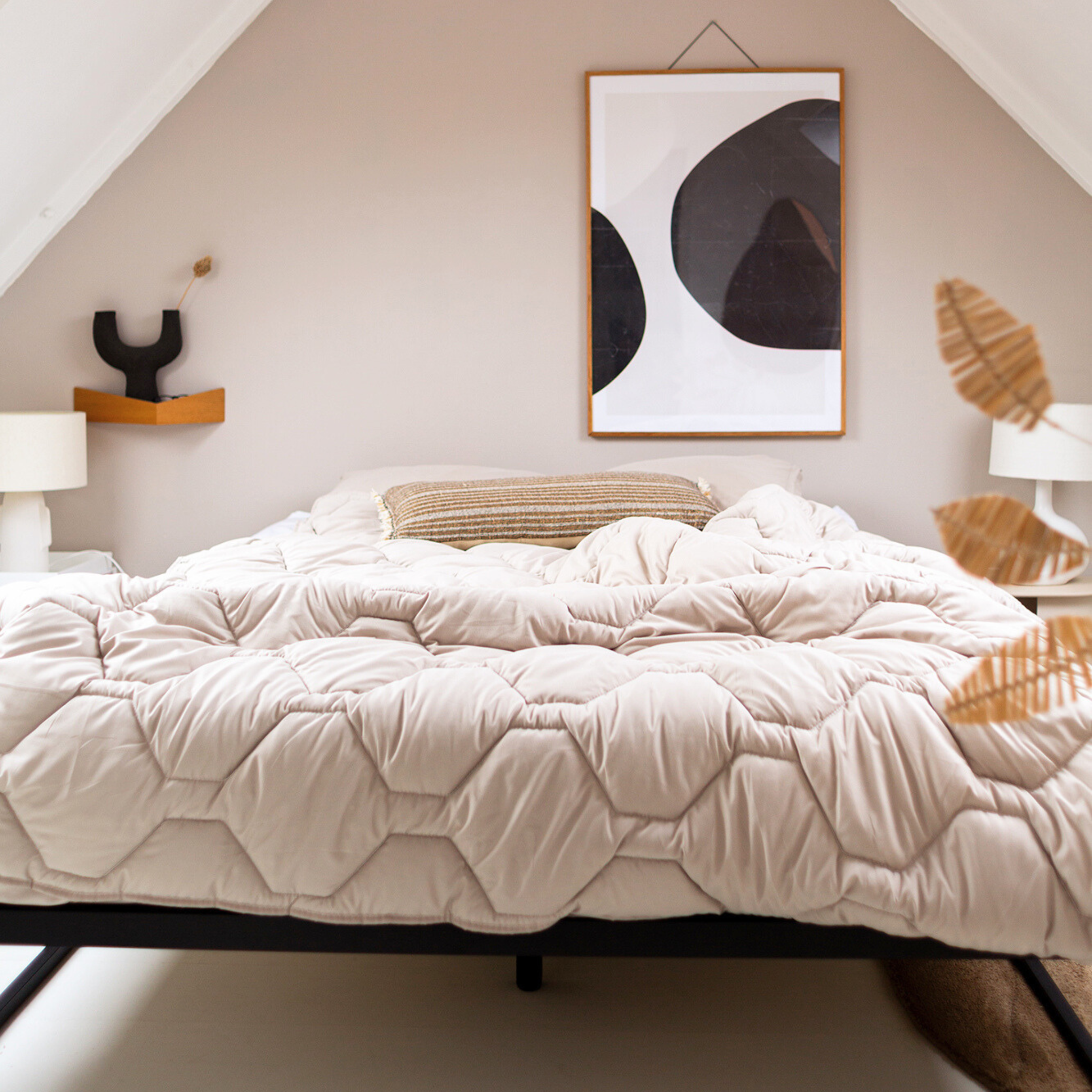 HappyBed Taupe - Duvet for the whole year