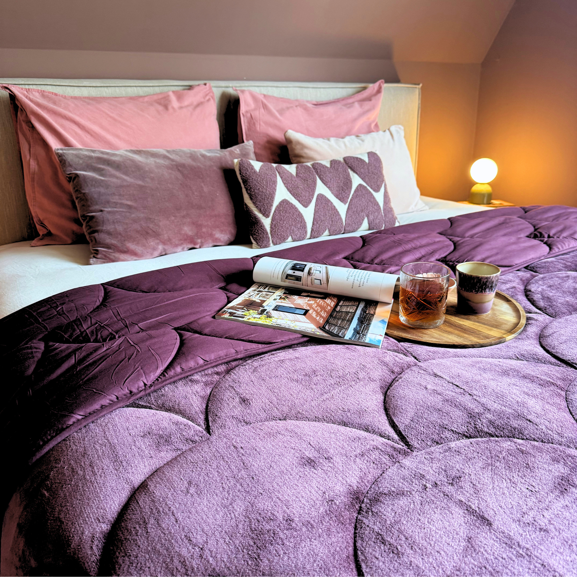 HappyBed Bettdecke | Samt Huckleberry | Für das ganze Jahr