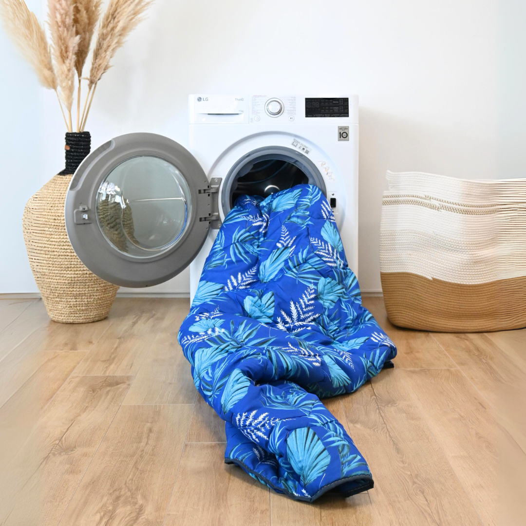 HappyBed Blue Leaves - Duvet for the whole year