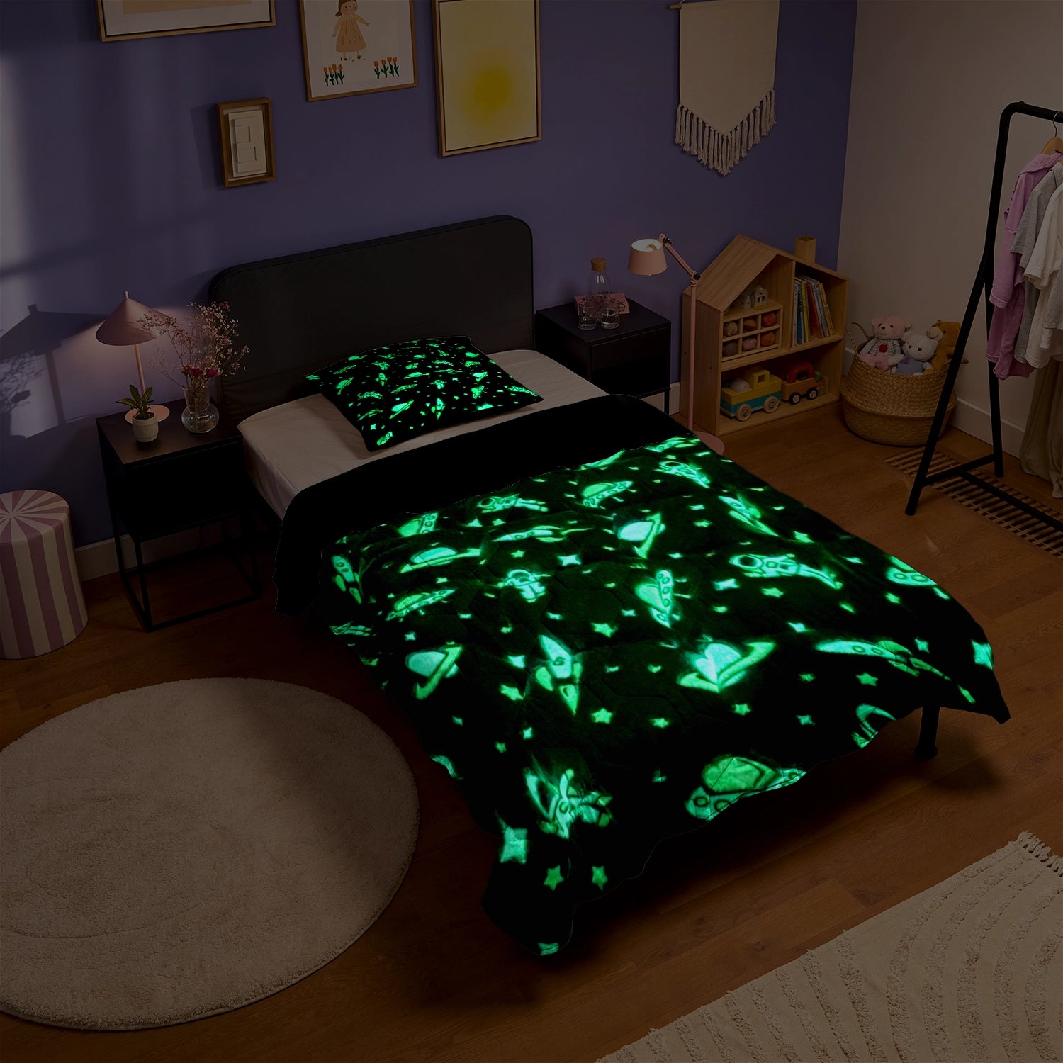HappyBed Kinderbettdecke | Leuchtet im Dunkeln | Weltraum + Kissenbezug
