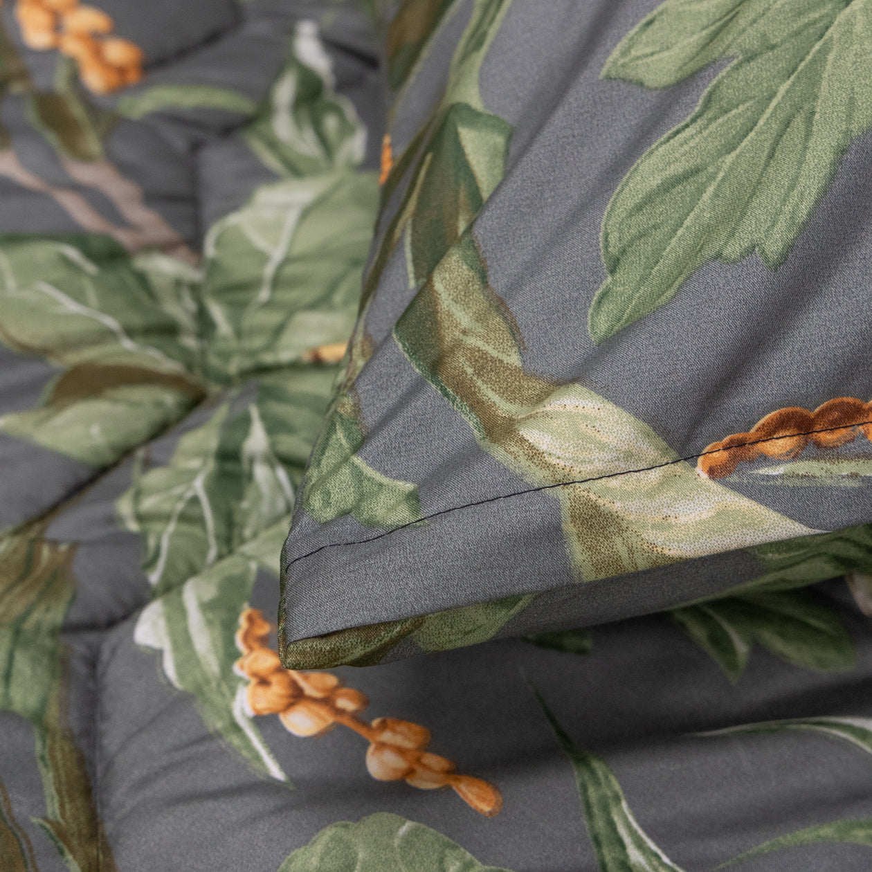 HappyBed Kissenbezug | Golden Foliage | 2er Set | Mikrofaser