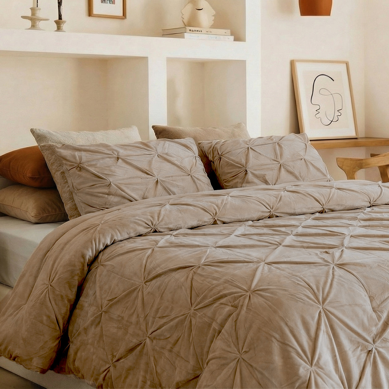 HappyBed Bettdecke | Grand Fold Velvet Taupe | Für das ganze Jahr