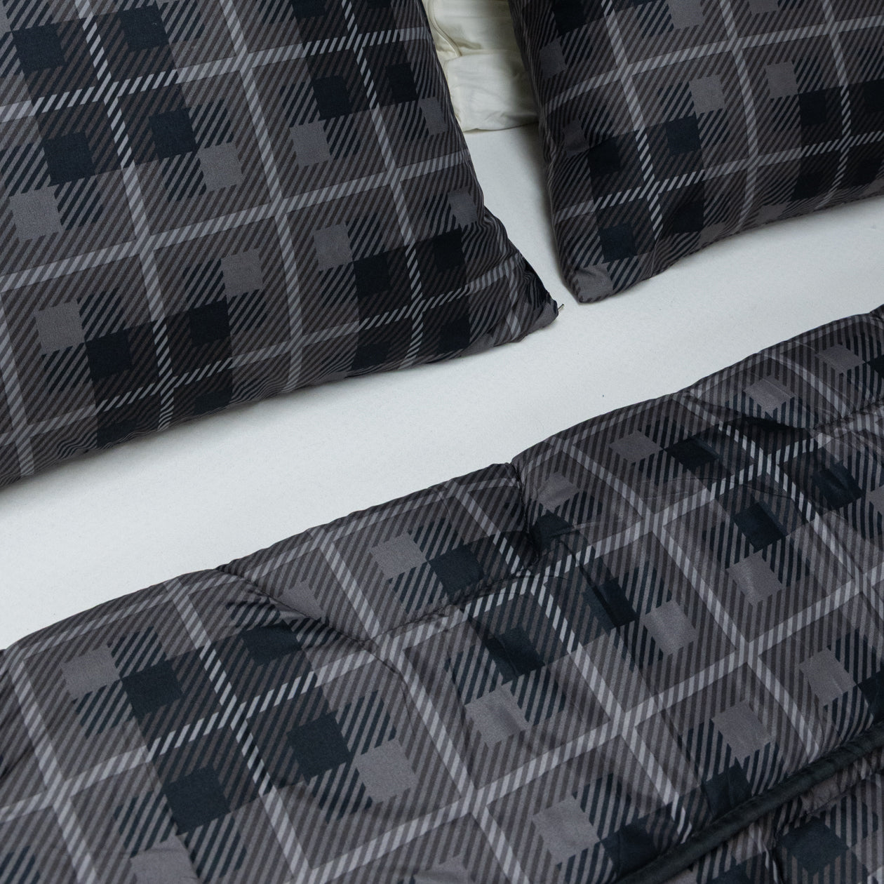 HappyBed Grau Kariert - Ganzjahresdecke