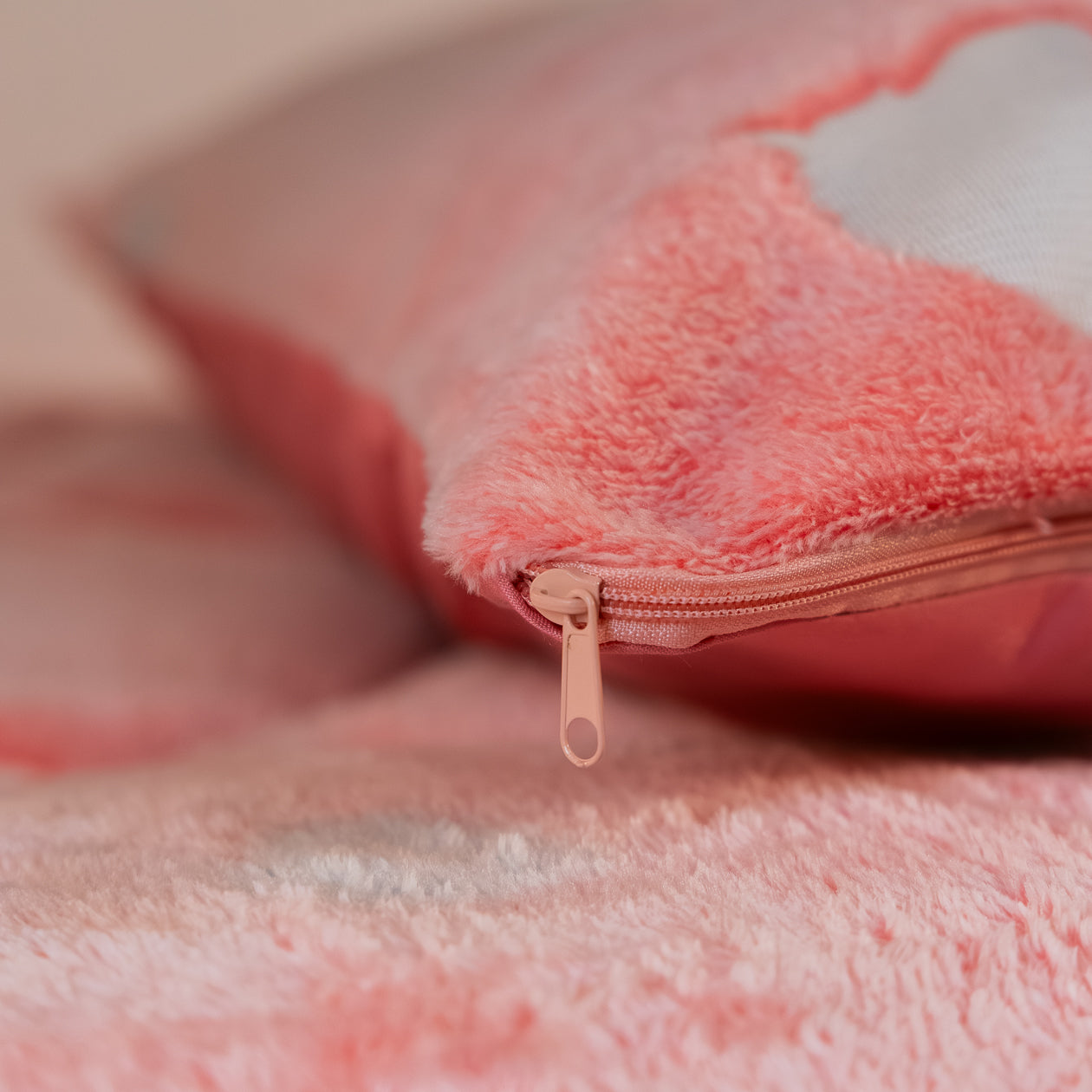 HappyBed Leuchtende Kinderbettdecke | Einhorn, inklusive Kissenbezug