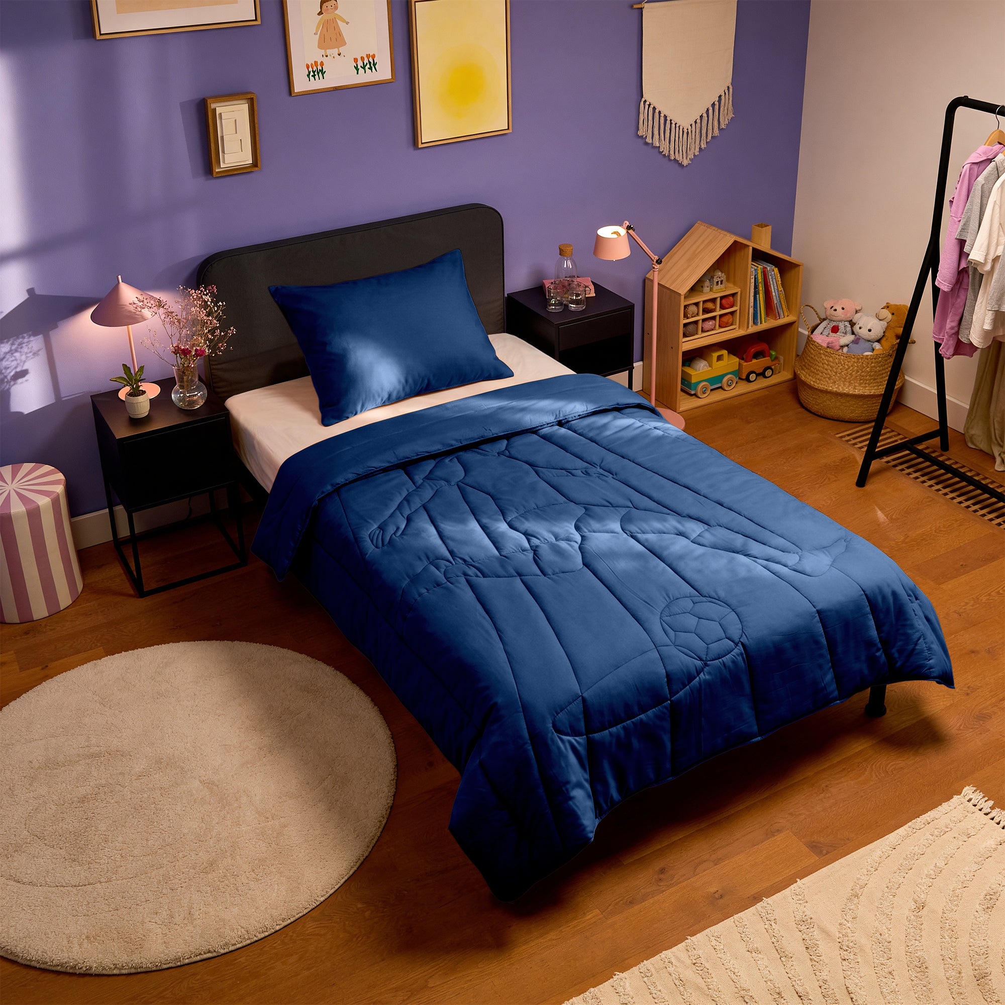 HappyBed Couette toutes saisons lavable pour enfants | WM-Spitze | Bleu marine | Taie d'oreiller 60x70 cm incluse