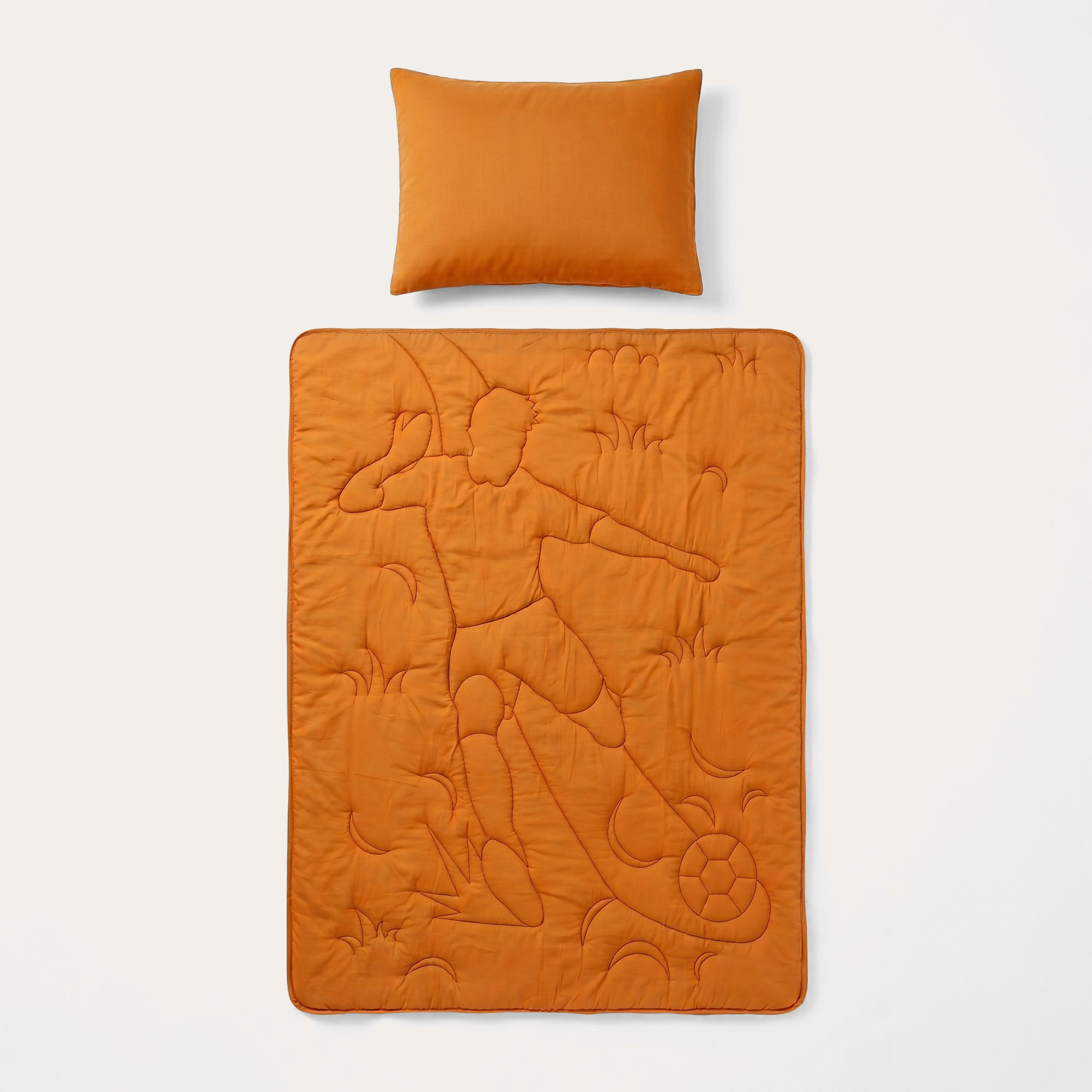 Wasbaar Kids All Season Dekbed | Voetbal schot | Oranje | Met Kussensloop