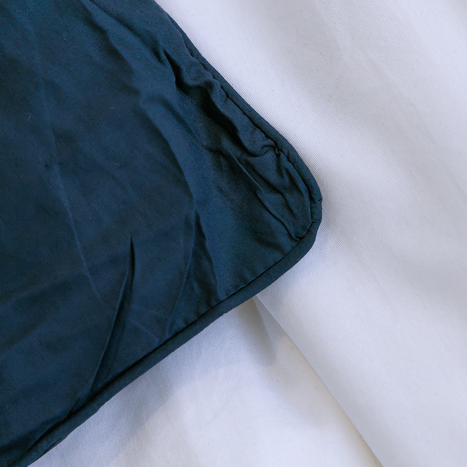 HappyBed Premium Percale Duvet | Midnight Blue | For All Seasons