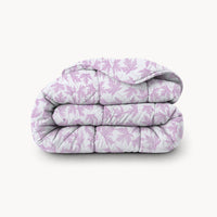 HappyBed Violet Leaves dekbed met paarse bladerenprint, hypoallergeen en geschikt voor alle seizoenen