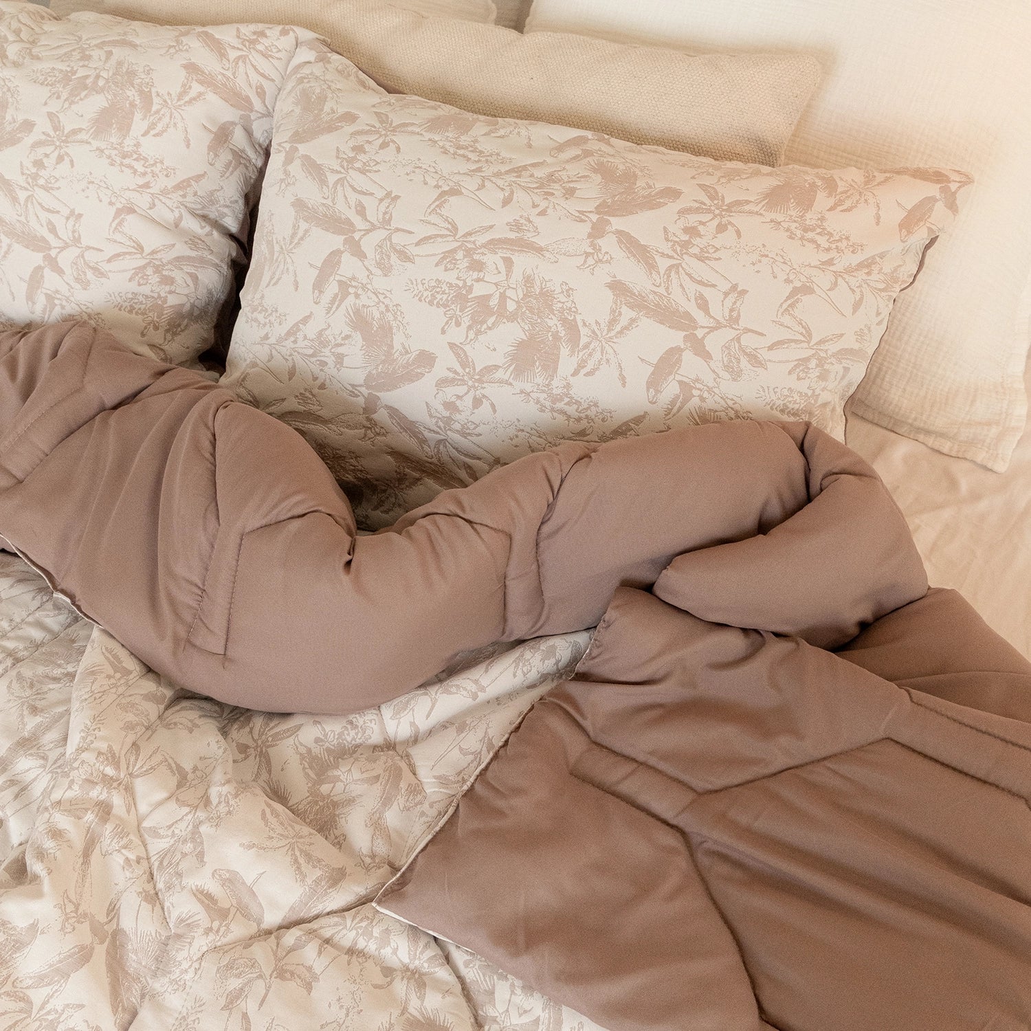 Washable All Season Duvet | Jacquard | Brown