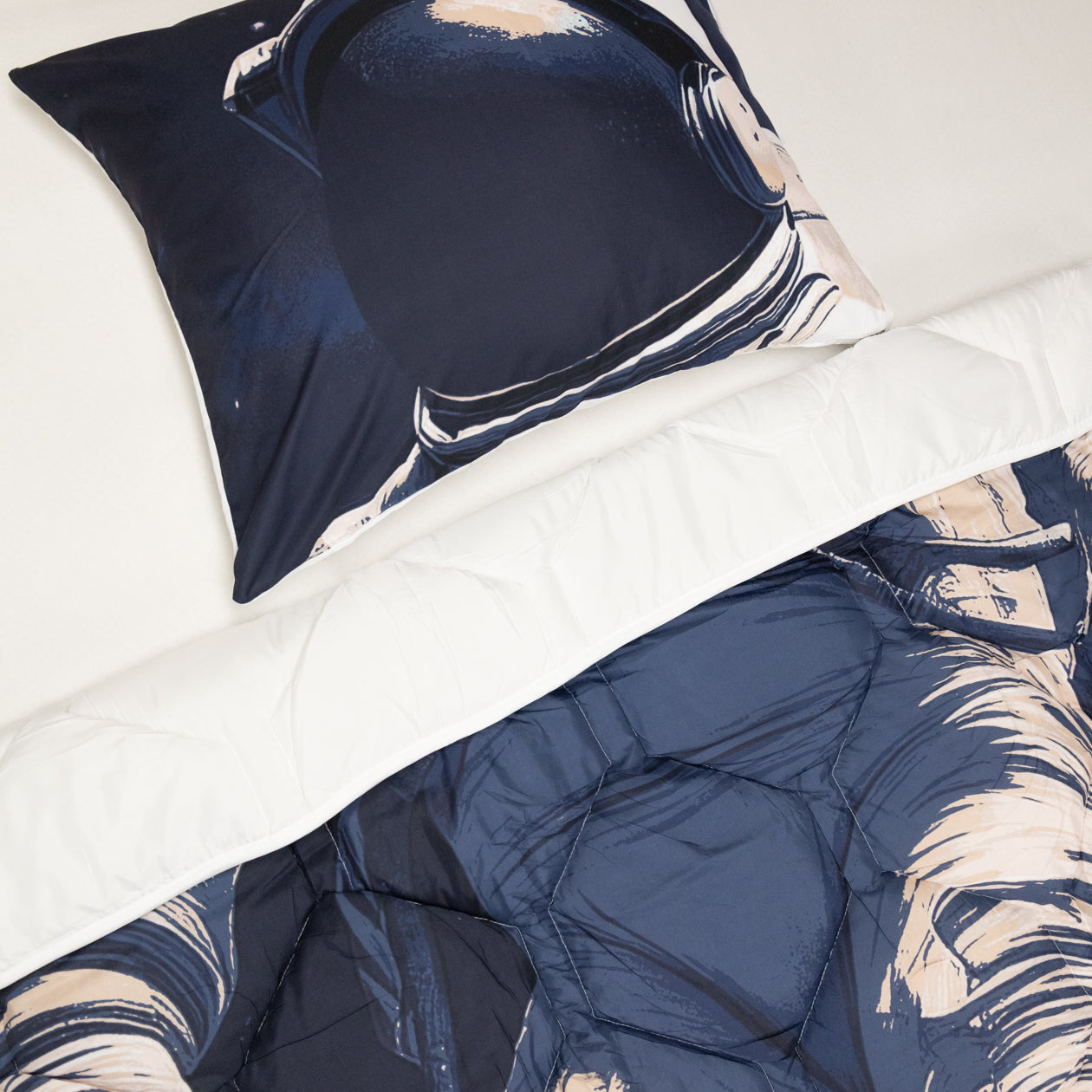 HappyBed Kids Duvet | Astronaut | For the whole year + pillowcase