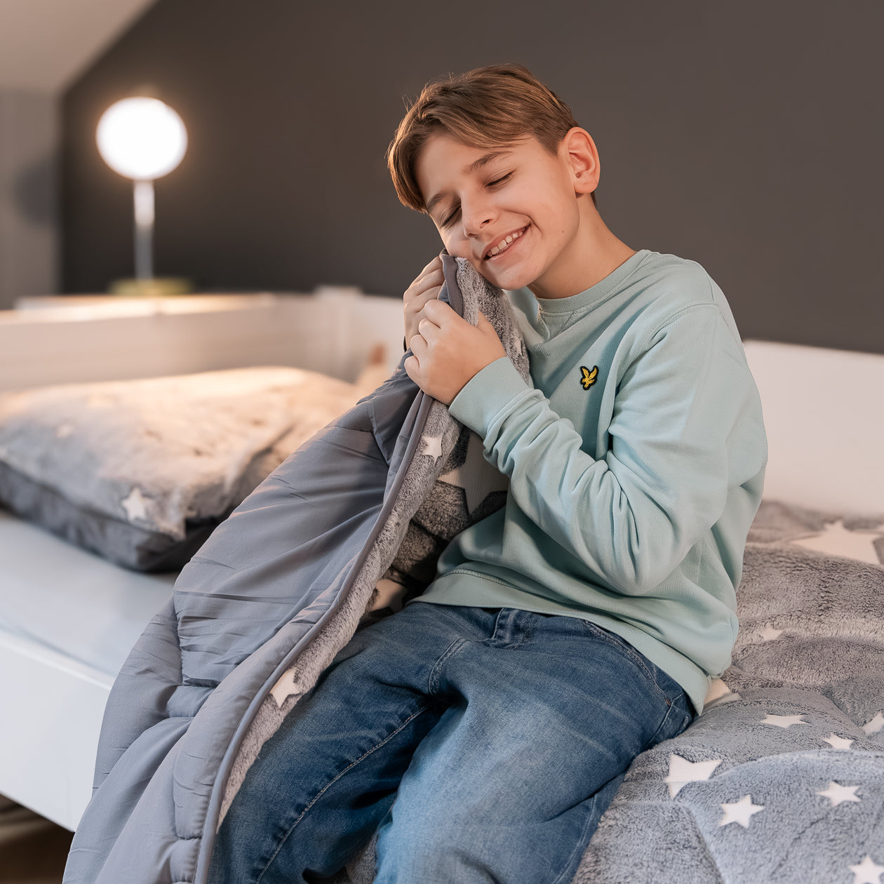 HappyBed Im Dunkeln leuchtende Kinderbettdecke | Sterne - Inklusive Kissenbezug