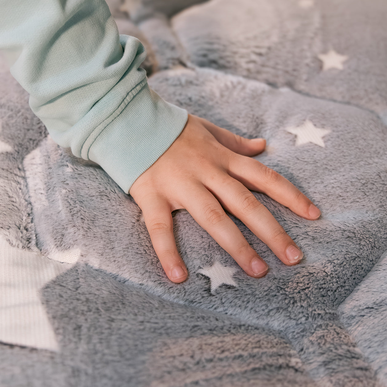 HappyBed Im Dunkeln leuchtende Kinderbettdecke | Sterne - Inklusive Kissenbezug