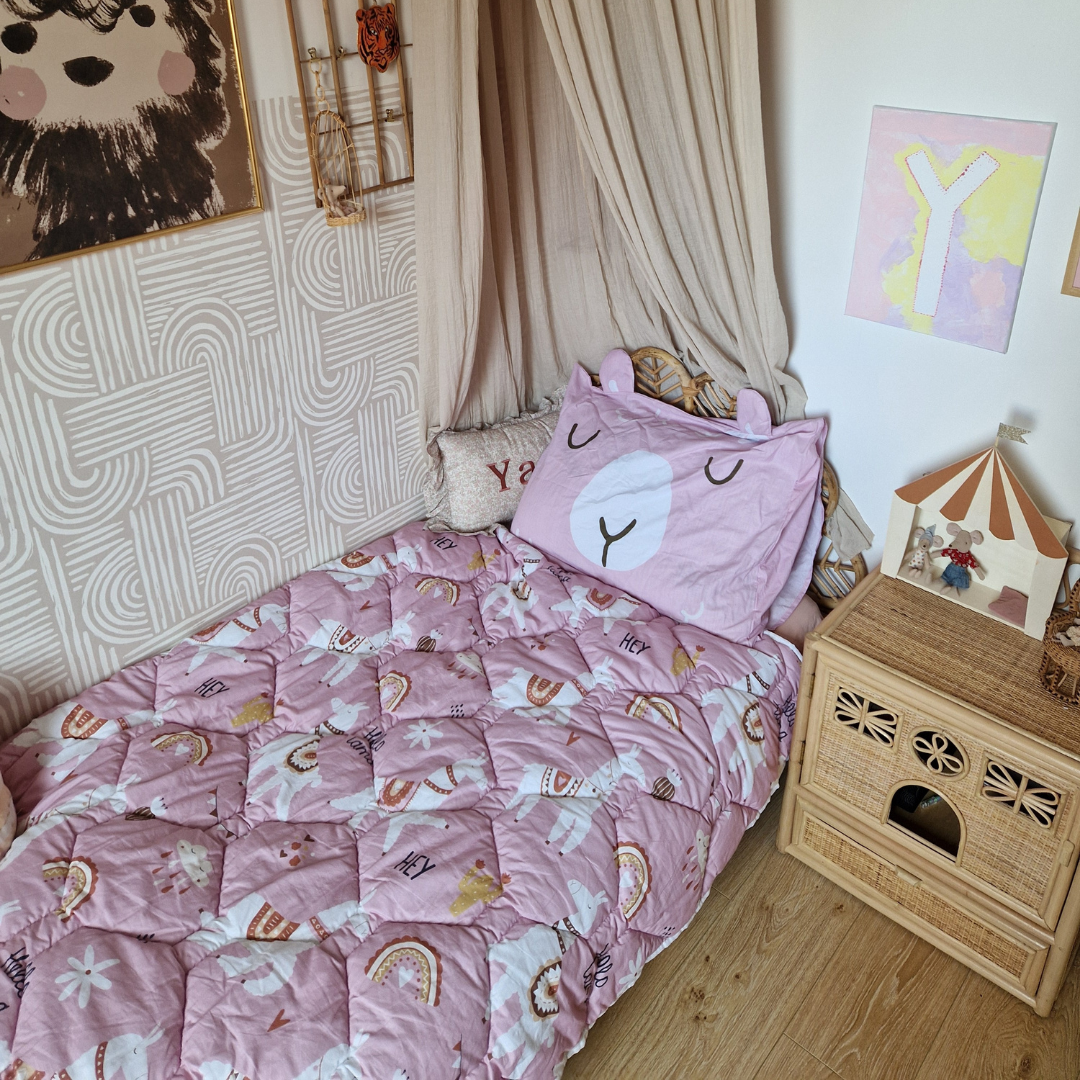HappyBed Kids Täcke | Lizzy Lama | För hela året