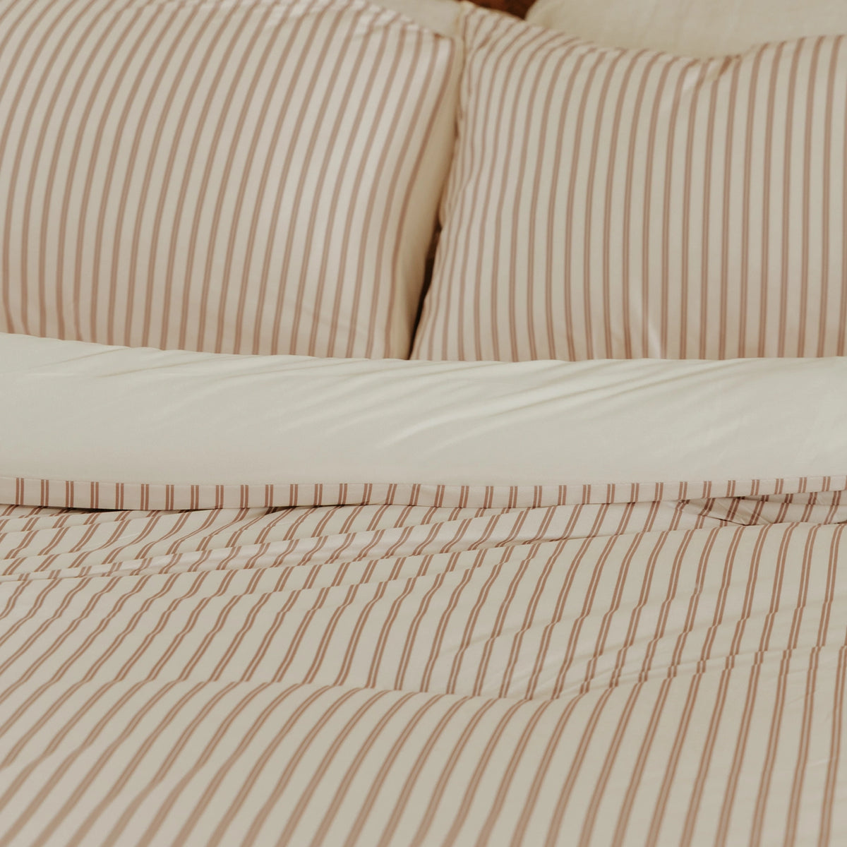 Washable All Season Duvet | Marshmallow | Mocha stripes