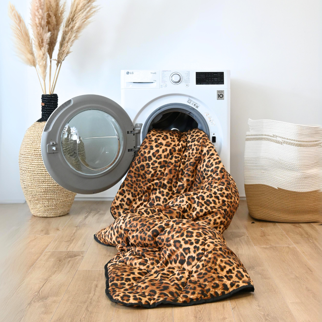 HappyBed Bettdecke | Panther | Für das ganze Jahr