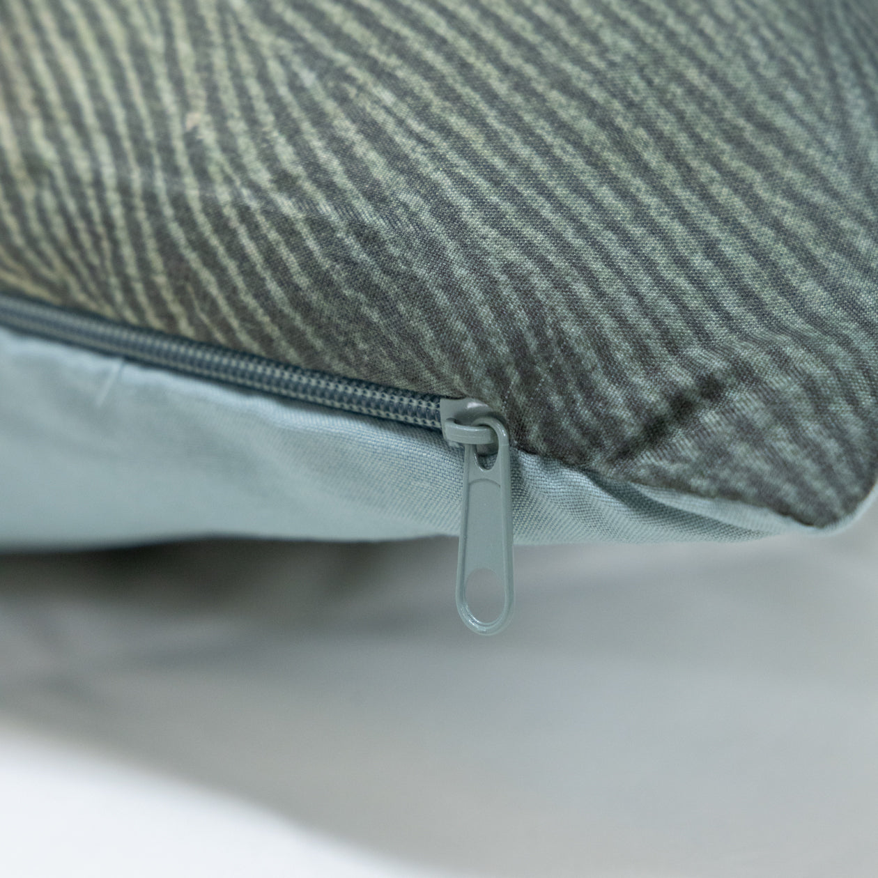 HappyBed Pillowcase | Panther Bloom | Set of 2 | Microfiber