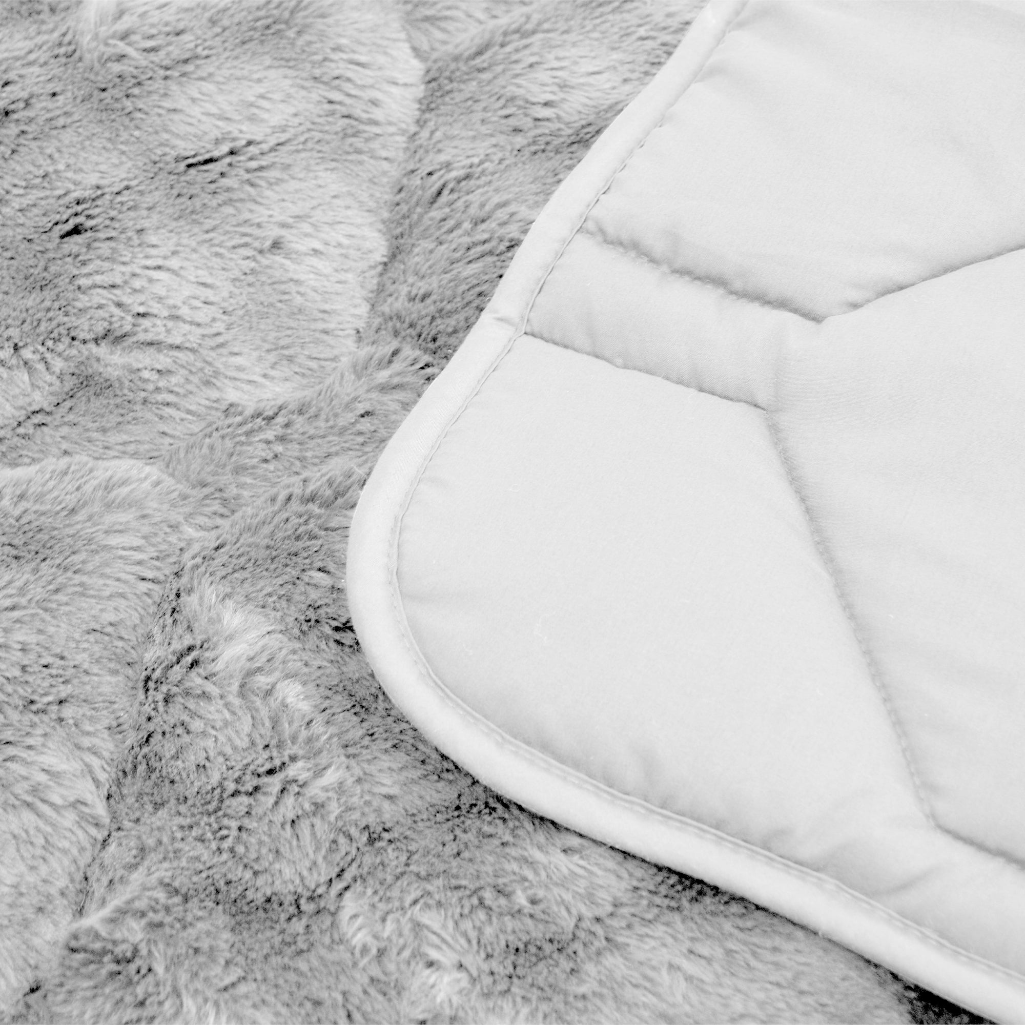 HappyBed Duvet | Teddy Plush Grey | For year-round use