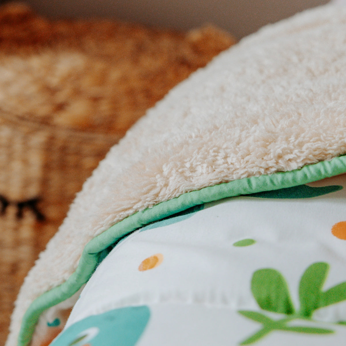 Couette 4 saisons lavable| Enfants| Teddy sherpa| Happy Dinos