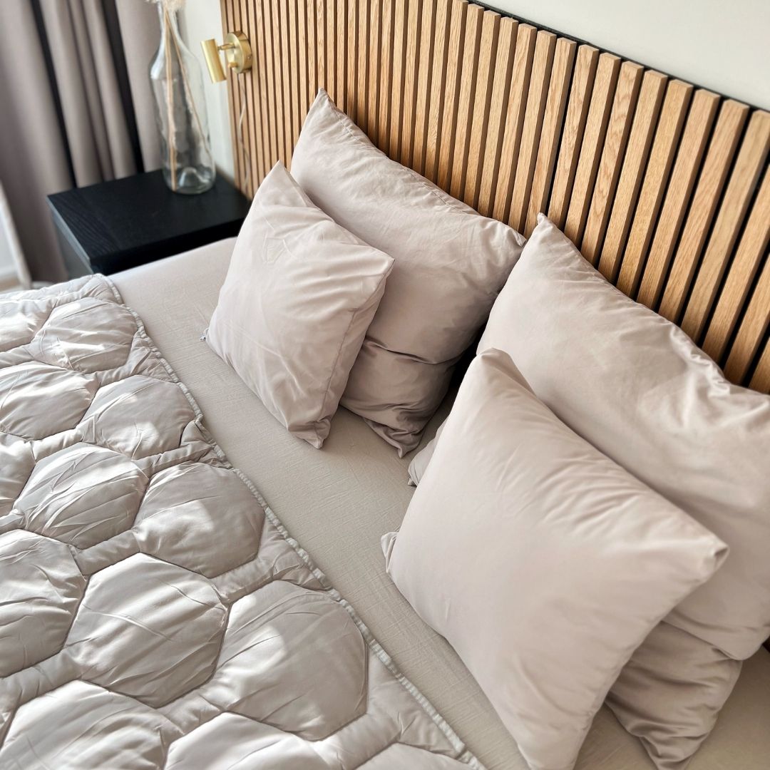 Lot de 4 coussins décoratifs HappyBed | Coussins + housses | Taupe | 45x45 cm