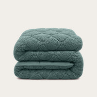 HappyBed Teddy dekbed in sagebrush groen, zacht en ademend voor het hele jaar