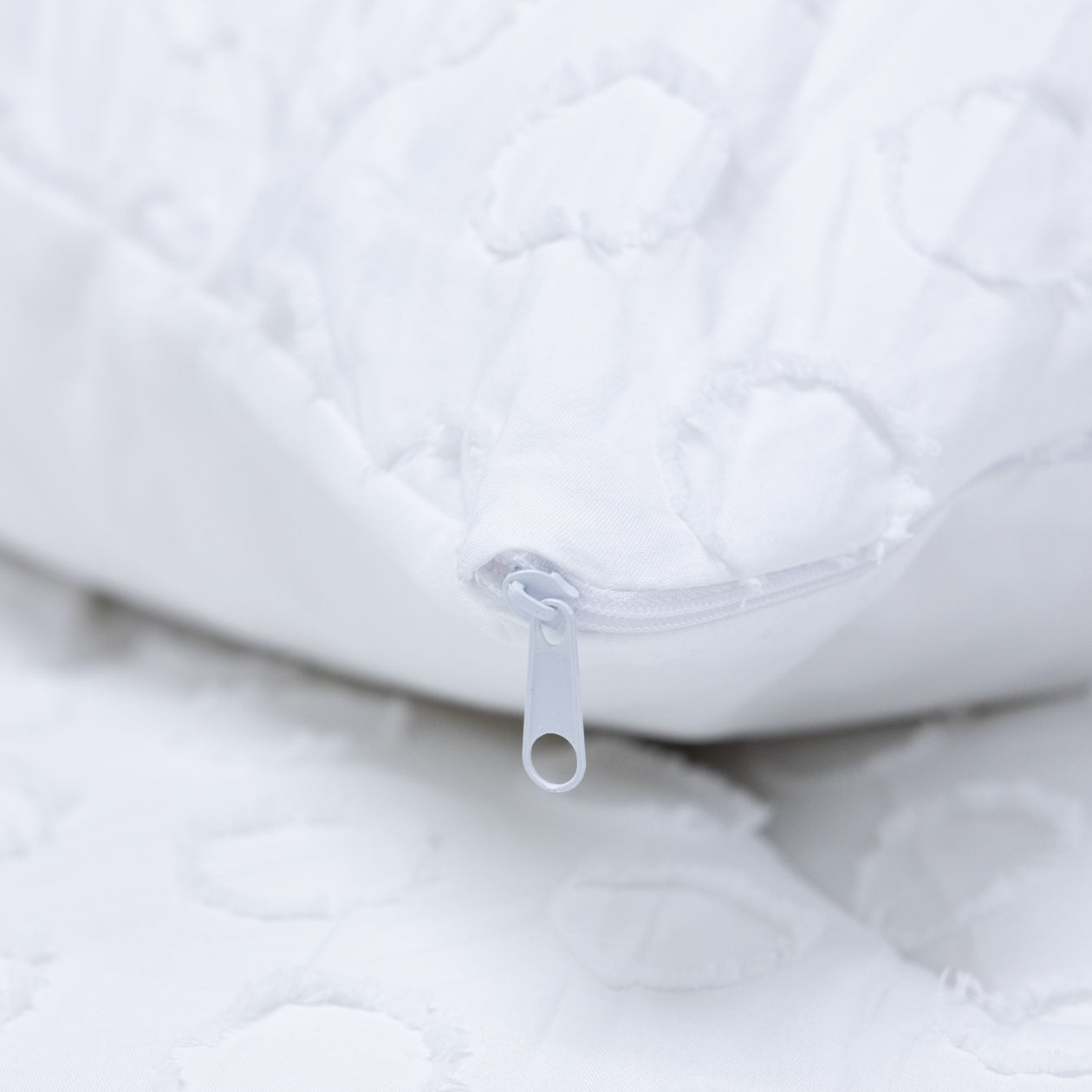 HappyBed Pillowcase | Tufted Frosty White | Set of 2