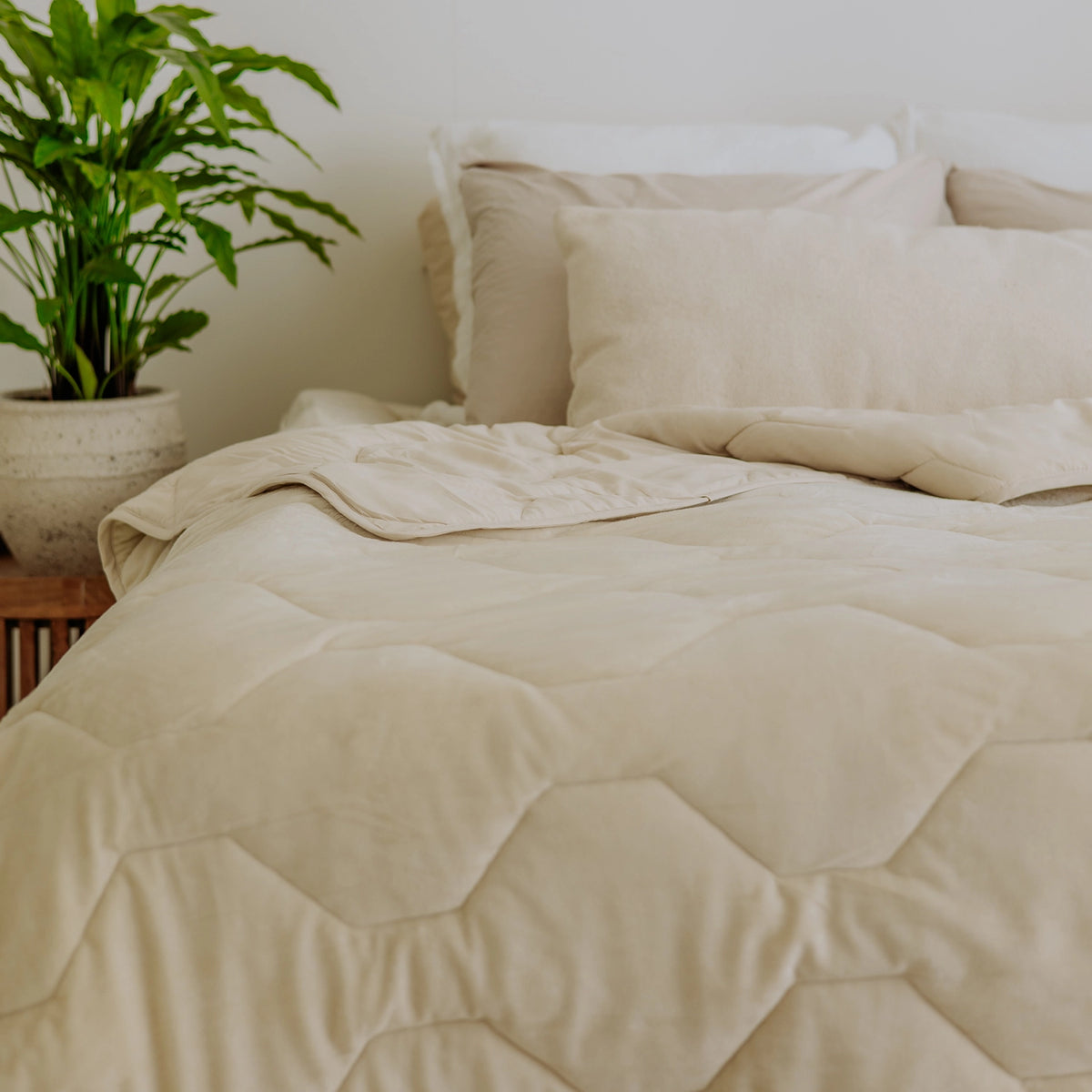Wasbaar All Season Dekbed | Teddy | Velvet | Taupe