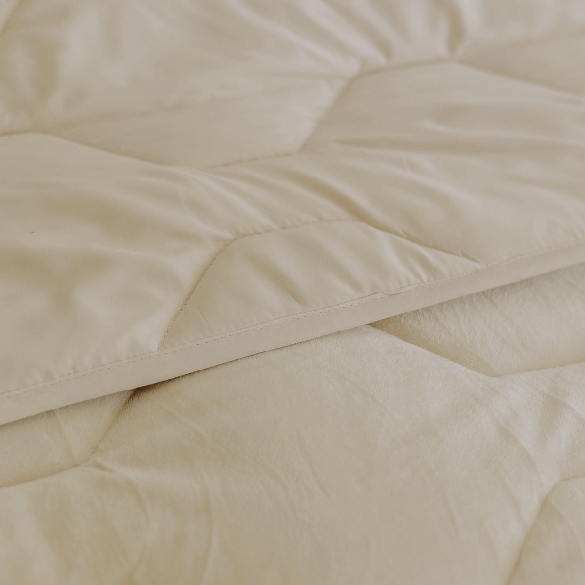Wasbaar All Season Dekbed | Teddy | Velvet | Taupe