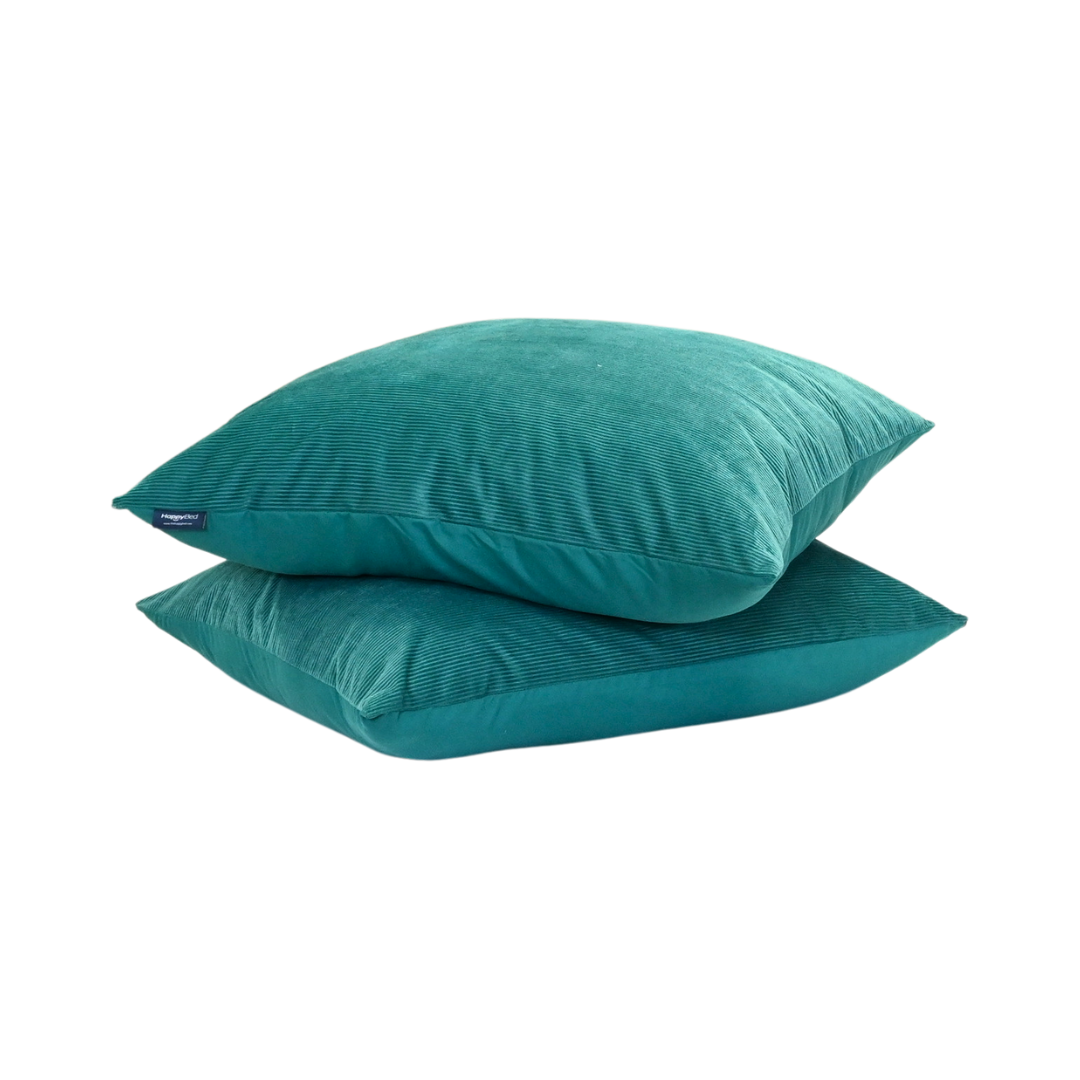 HappyBed Corduroy emerald green pillowcase set, luxe comfort and stylish design.