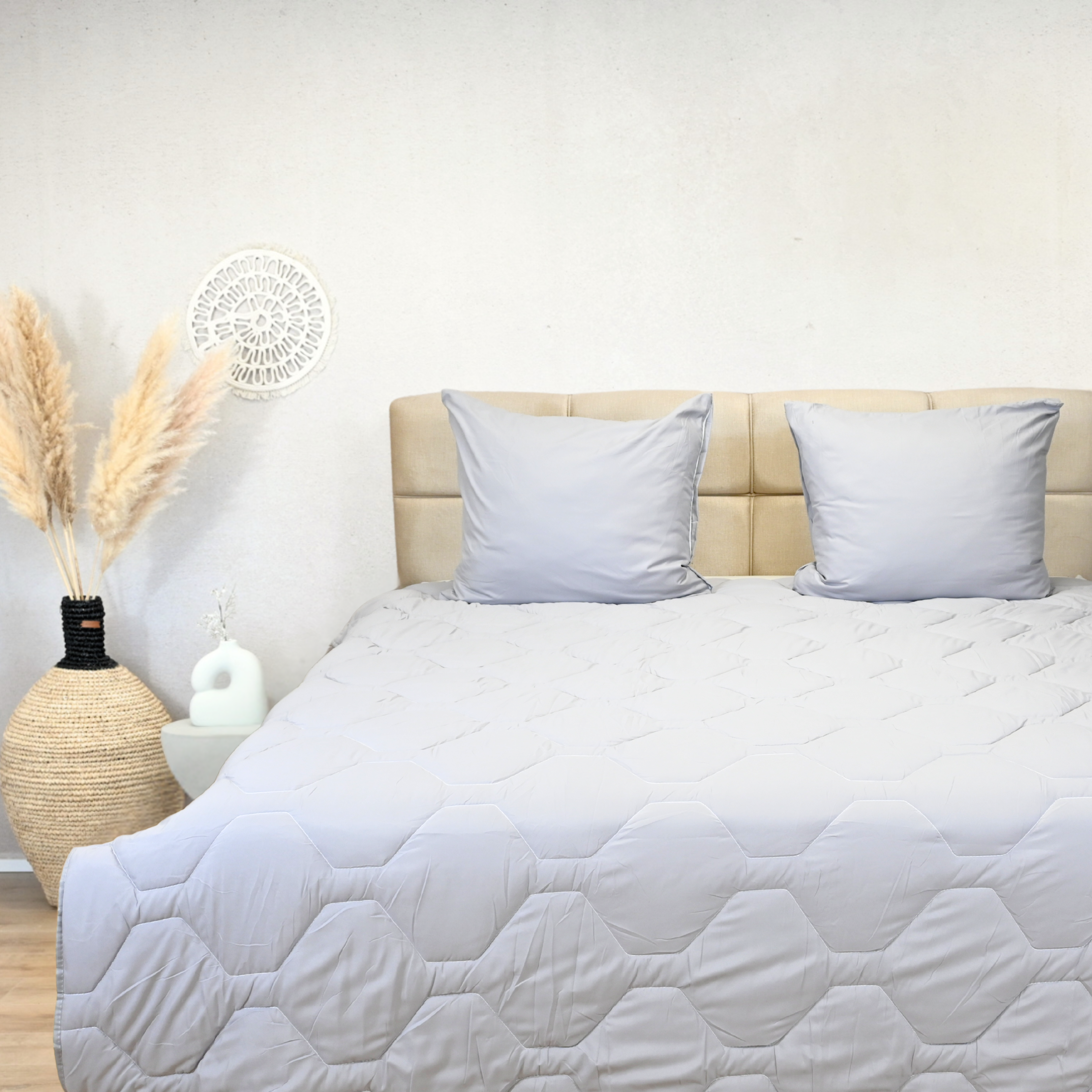 HappyBed Grey - Adjustable 4 seasons coverless duvet