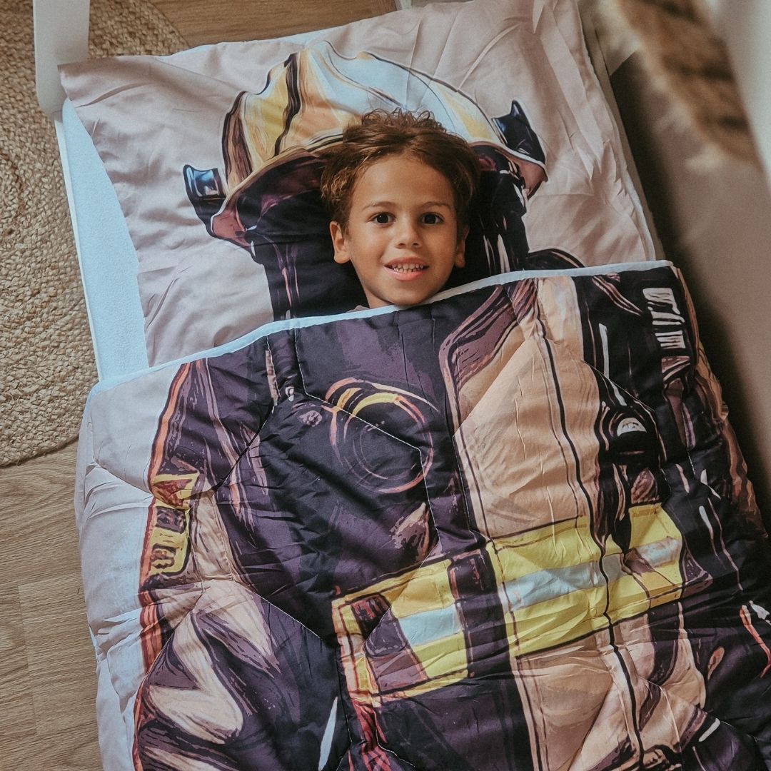 HappyBed Kids dekbed voor het hele jaar + kussensloop - Brandweerman (Levering vanaf 13-10)