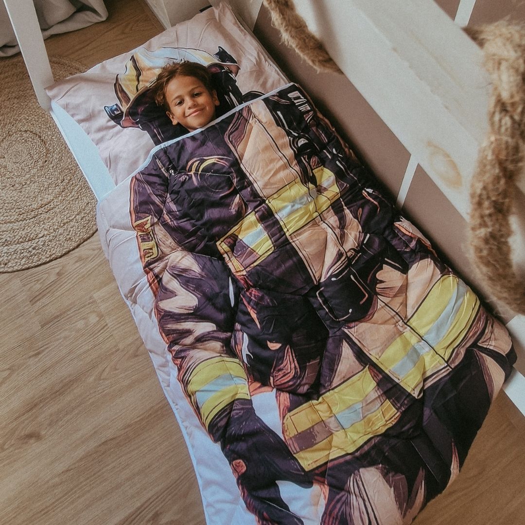 HappyBed Kids kinderdekbed met brandweerprint voor het hele jaar, zachte ademende microvezel, inclusief kussensloop