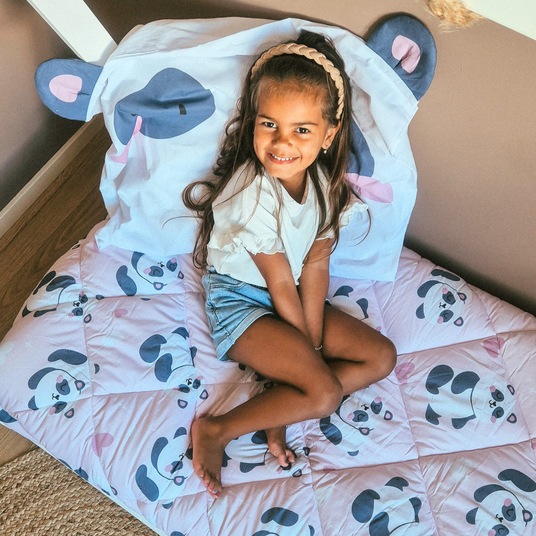 Peter Panda HappyBed Kids duvet in 100% cotton, hypoallergenic and breathable for all seasons.