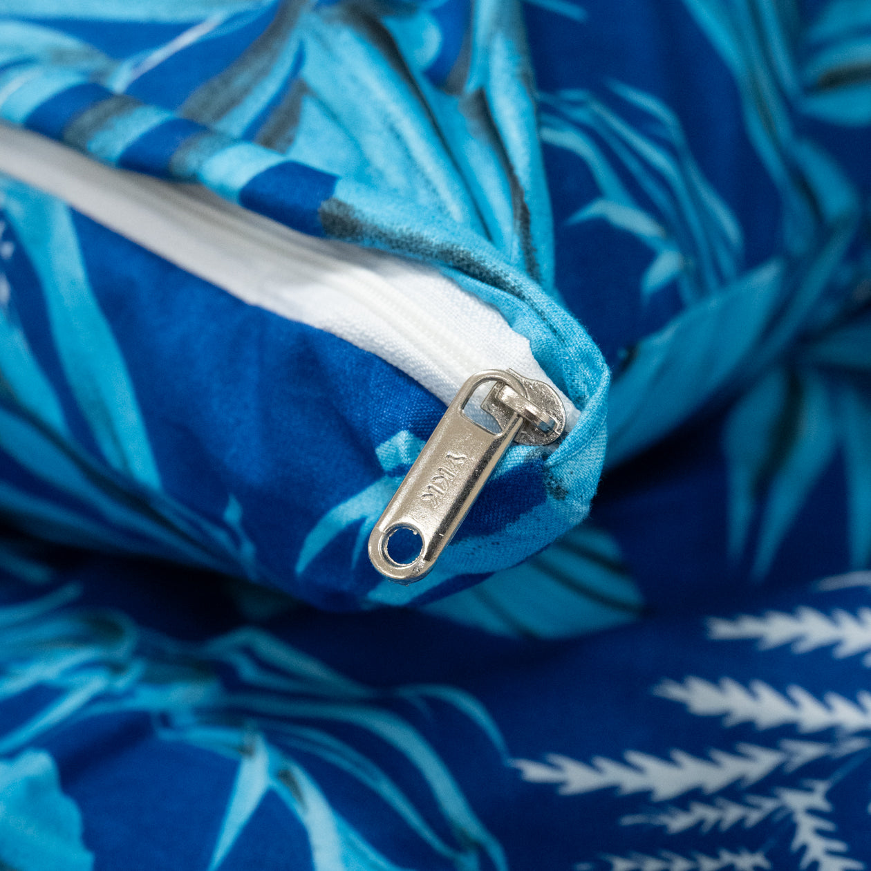 HappyBed Pillowcase | Blue Leaves | Set of 2