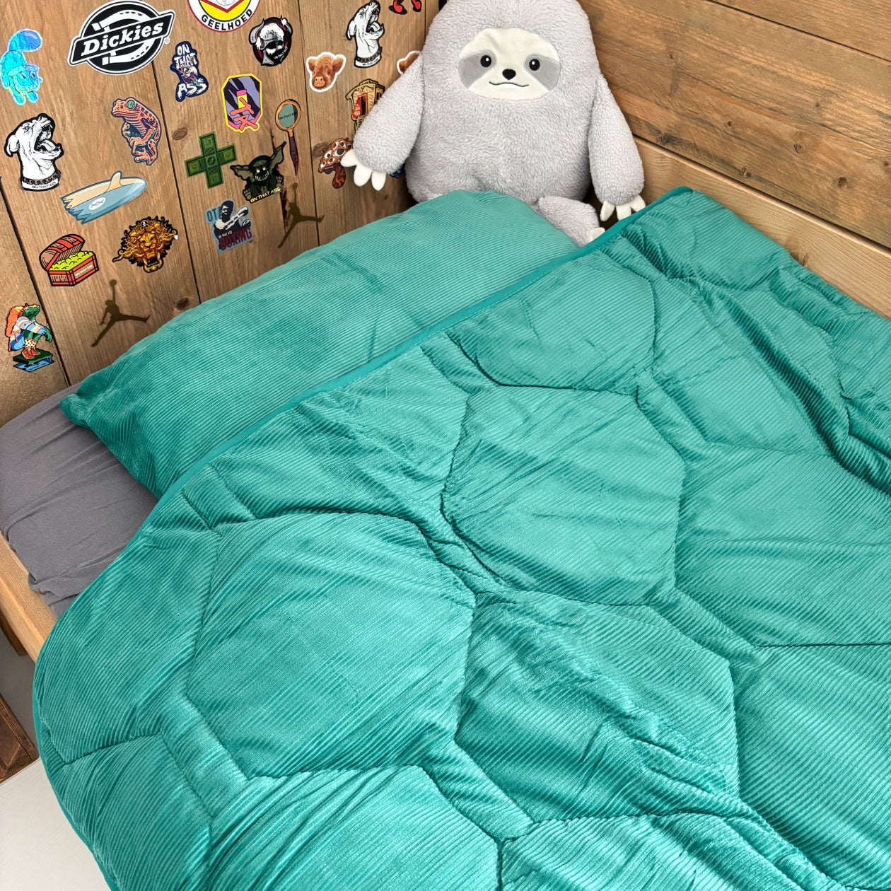 HappyBed Summer Quilt | Corduroy Emerald Green