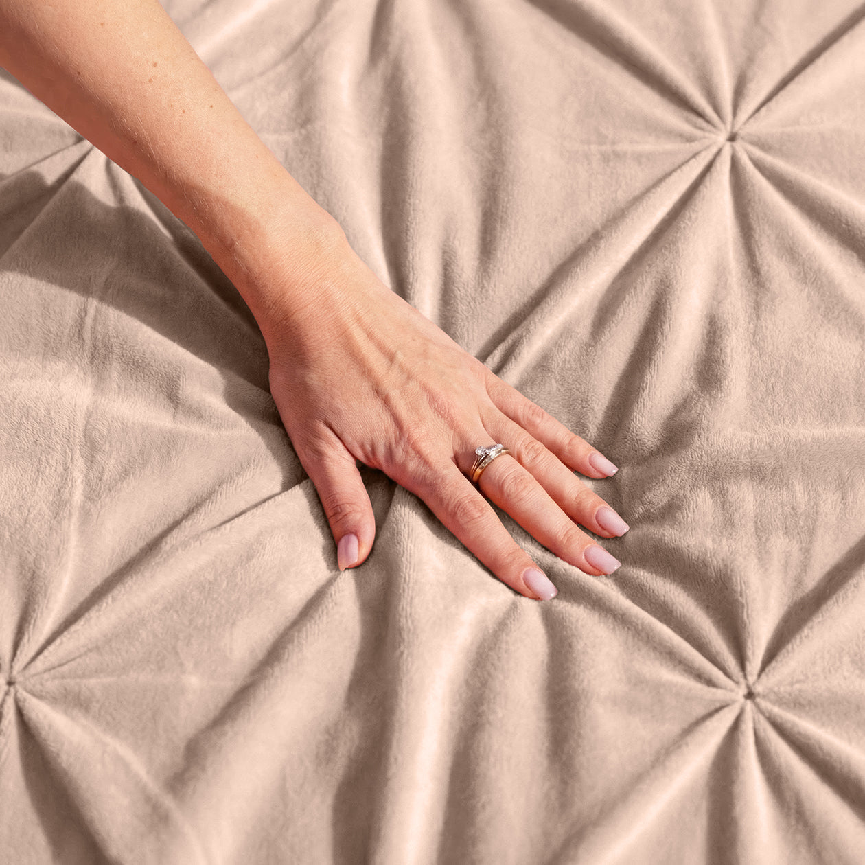 HappyBed Edredón | Grand Fold Velvet Light Taupe | Para todo el año