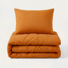 HappyBed Waschbare Ganzjahresbettdecke Kinder | WM-Keeper | Orange | Inklusive 60x70 cm Kopfkissenbezug