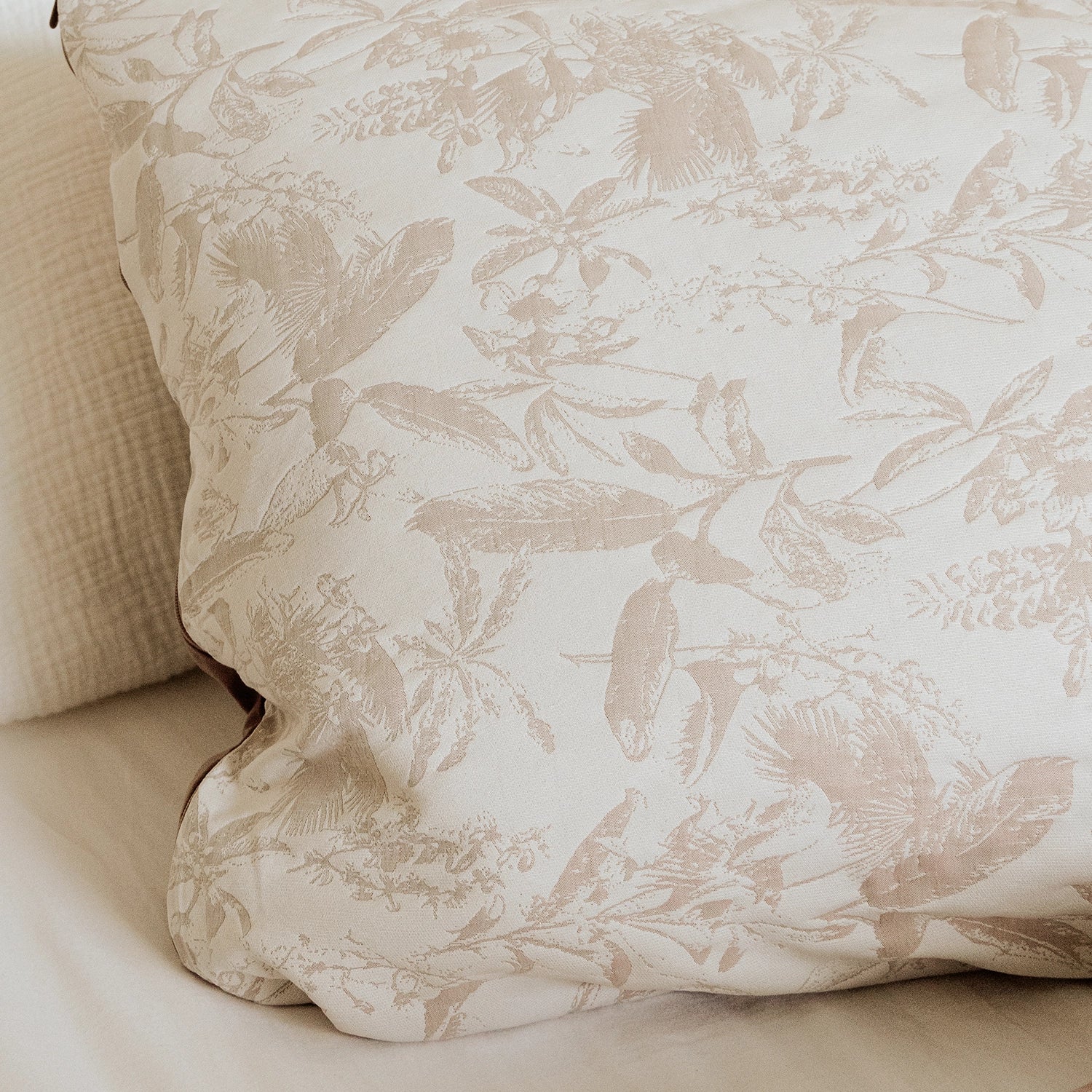 HappyBed Kussenslopen | Jacquard Brown | Set van 2