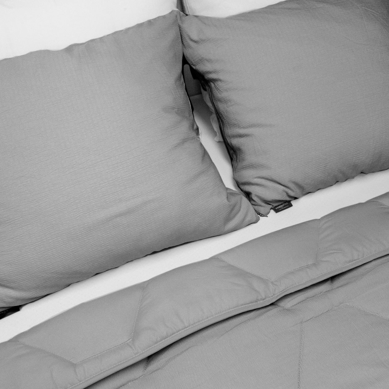 HappyBed Bettdecke | Musselin Grau | Für das ganze Jahr