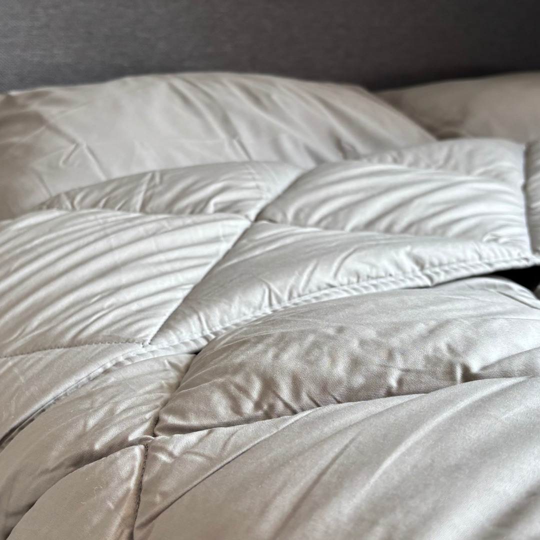 HappyBed Premium - Pebble grey - Summer duvet - Percale cotton