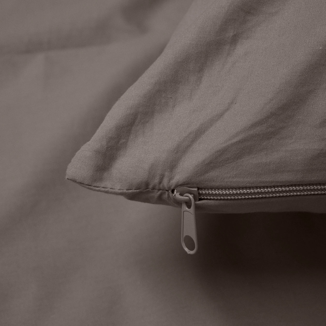 HappyBed Premium Percale Pillowcases | Anthracite | Set of 2
