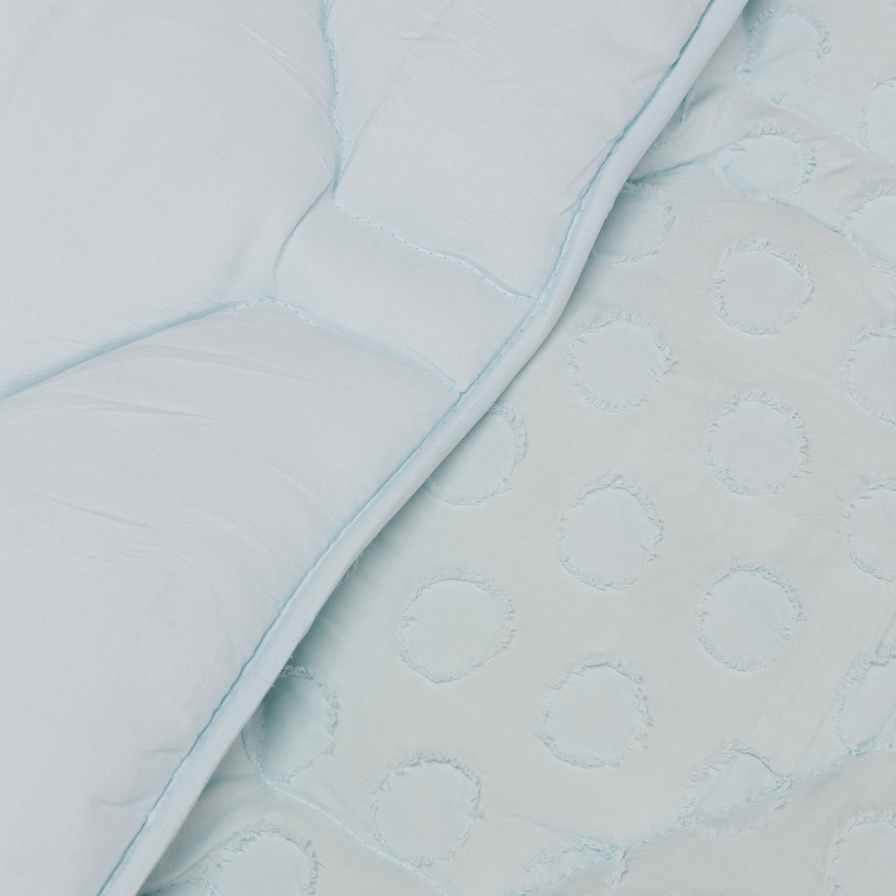 HappyBed Duvet | Tufted Ice Blue | For the whole year