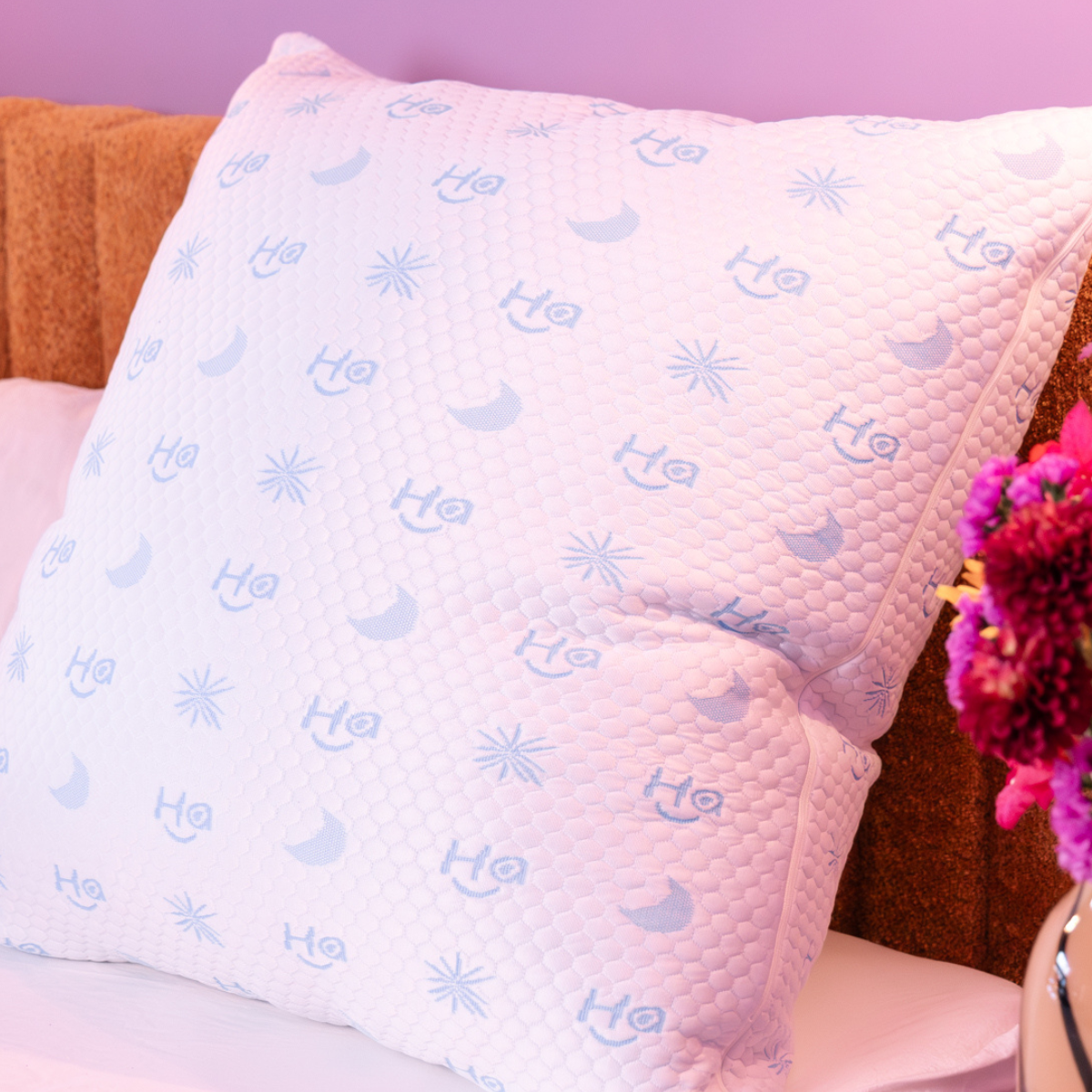 HappyBed Premium Pillow (Buy 1 Get 1 Free)