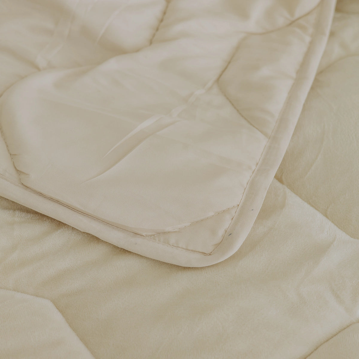 Wasbaar All Season Dekbed | Teddy | Velvet | Taupe